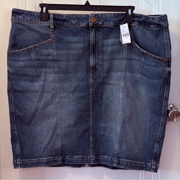 Lane Bryant Dresses & Skirts - Lane Bryant Blue Denim Skirt